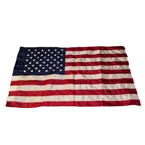 American Flag 3x5 Made in USA Luxury Embroidered United States Outdoor Annin - Picture 1 of 5
